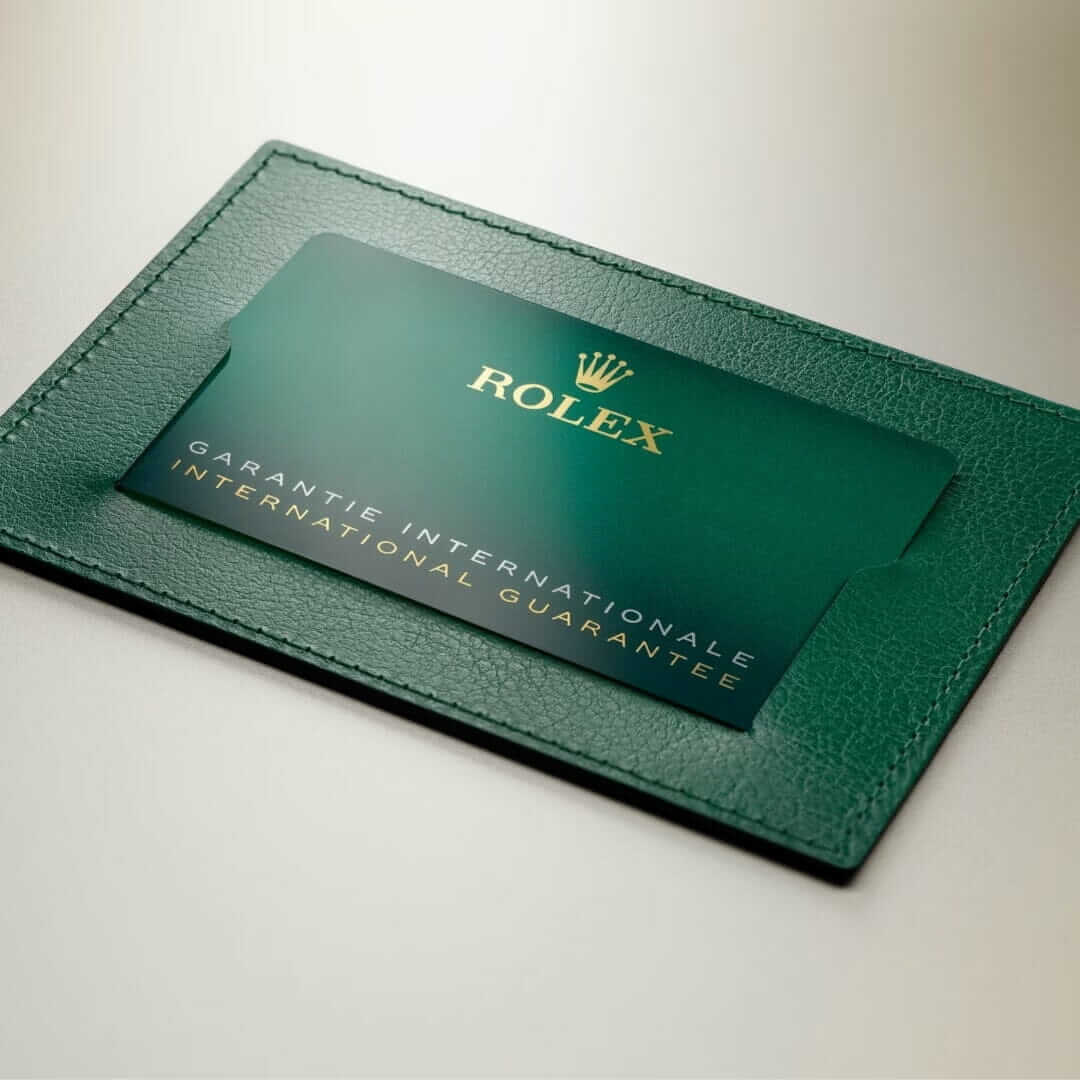 buying-a-rolex-share-rolex-guarantee_retailcampaign2020_guarantee-card Luxury Watch Warranty Card & Accessories - Image 1
